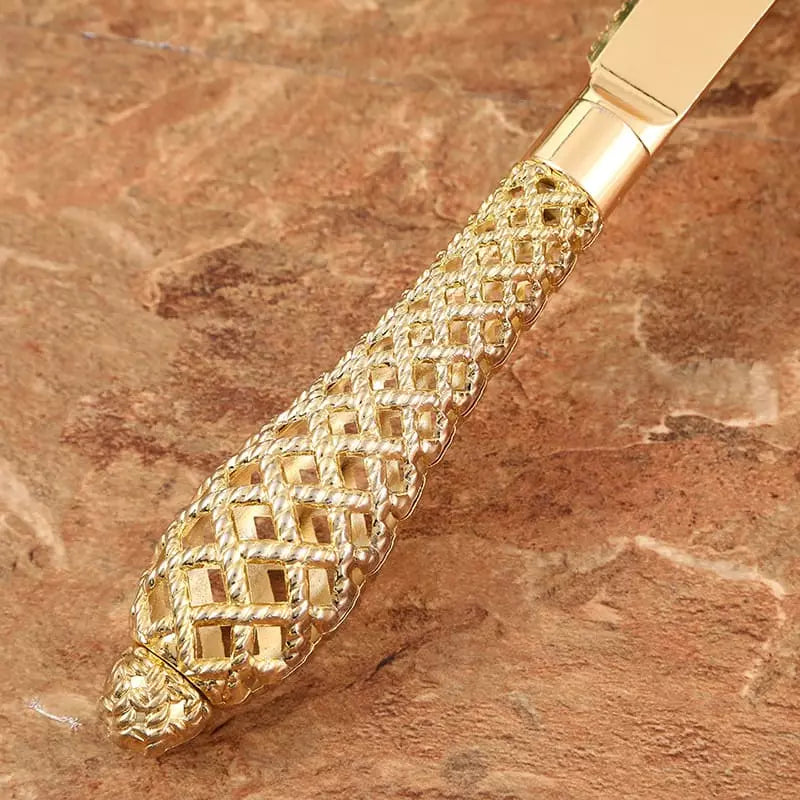 Conjunto Espátula para Bolo e Faca Dourada – Coleção Housilar