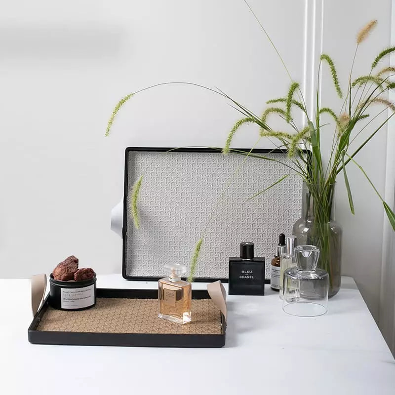 Bandeja Decorativa Retangular com Alça – Coleção Housilar