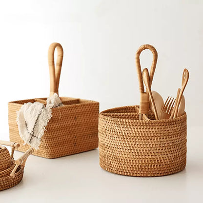 Cesta de Armazenamento em Rattan Feita à Mão – Coleção Housilar