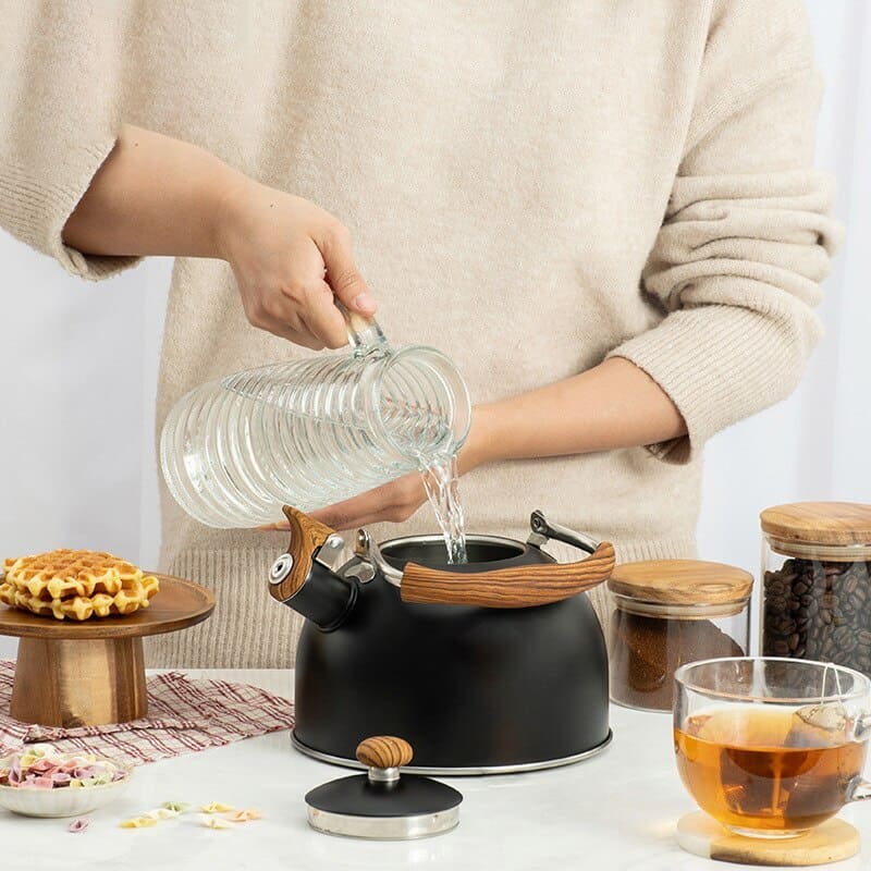 Chaleira de Inox com Apito 2,5L – Coleção Housilar