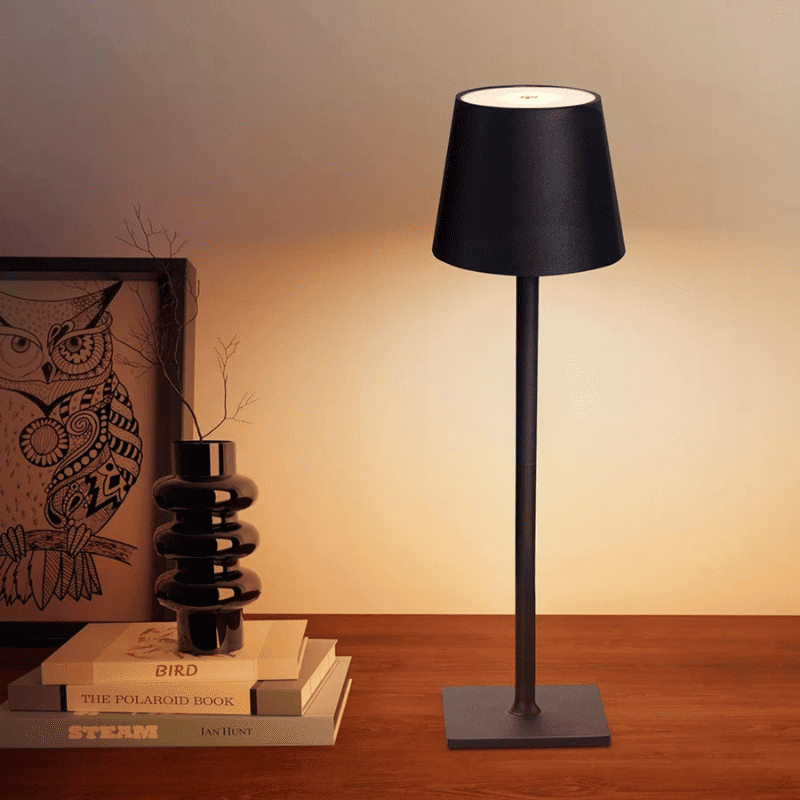 Luminária de Mesa LED Portátil – Coleção Housilar