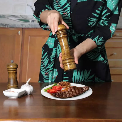 Moedor Manual de Pimenta e Temperos em Madeira – Coleção Housilar